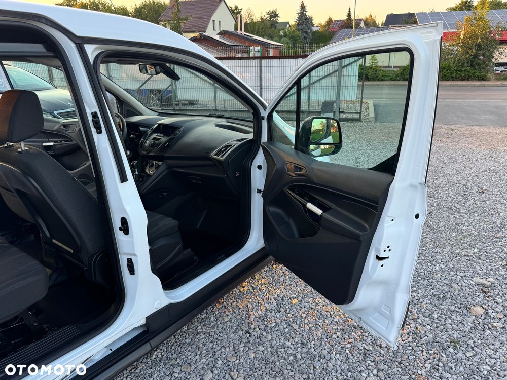 Ford Transit Connect - 23