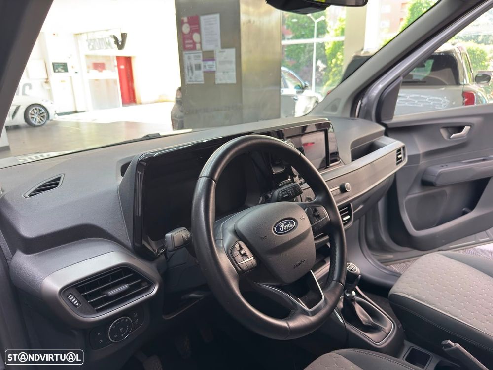 Ford Tourneo Courier 1.0 EcoBoost Titanium - 25