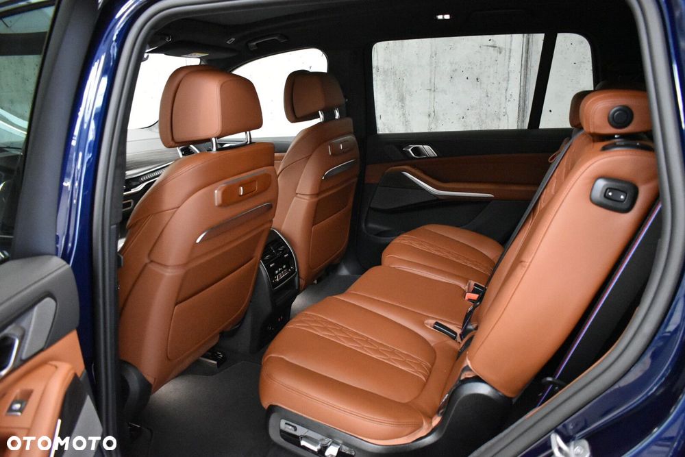 BMW X7 xDrive40d mHEV M Sport Edition sport - 9
