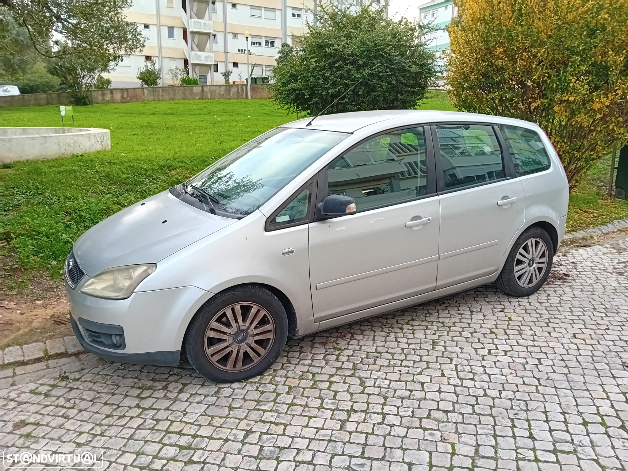 Ford Focus C-Max 1.6 TDCi Ghia - 3