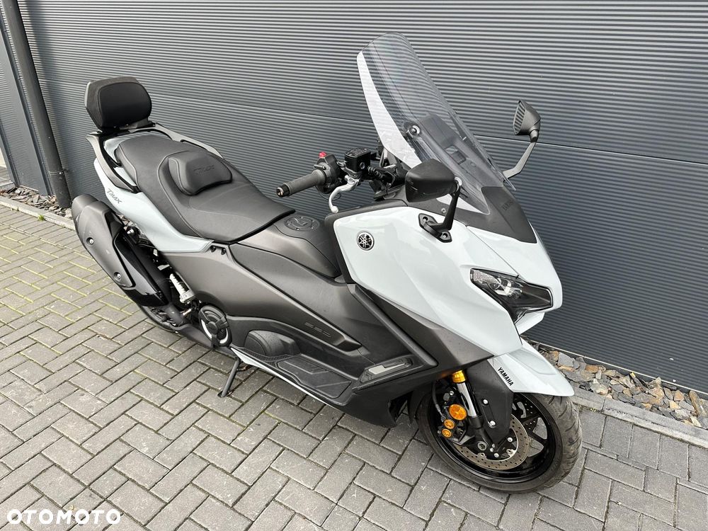 Yamaha Tmax - 6
