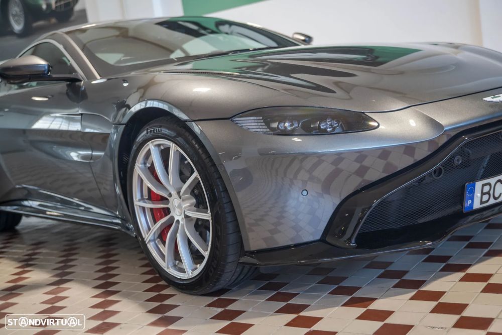 Aston Martin Vantage Coupe V8 - 3