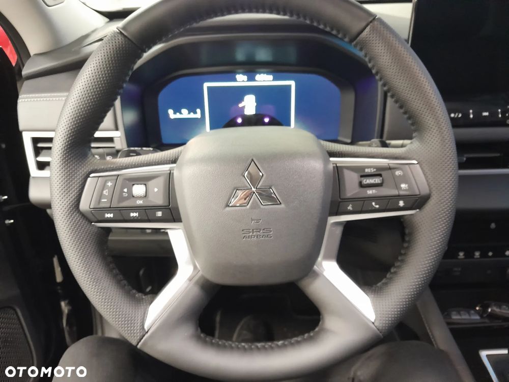 Mitsubishi Outlander Intense - 9