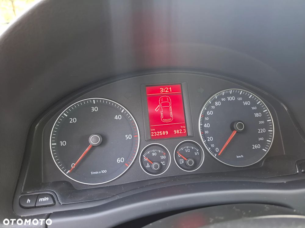 Volkswagen Golf Plus 1.9 TDI DPF Trendline - 31