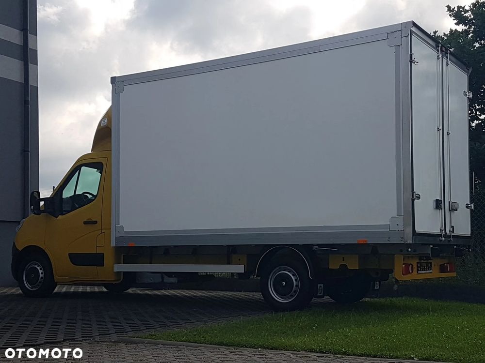 Renault MASTER KONTENER 8EP 4,22x2,23x2,22 KLIMA MANUAL KRAJOWY 6-BIEGÓW - 27
