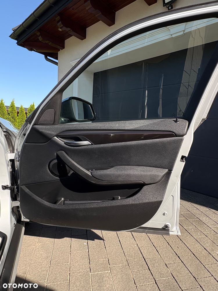 BMW X1 xDrive18d Sport Line - 26