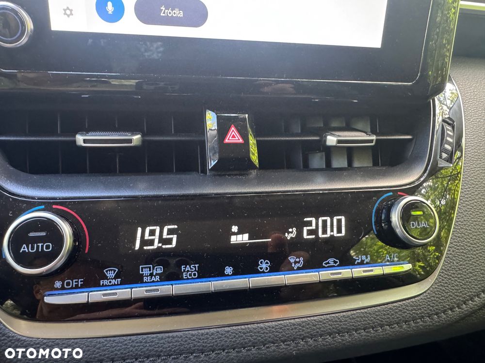 Toyota Corolla - 17