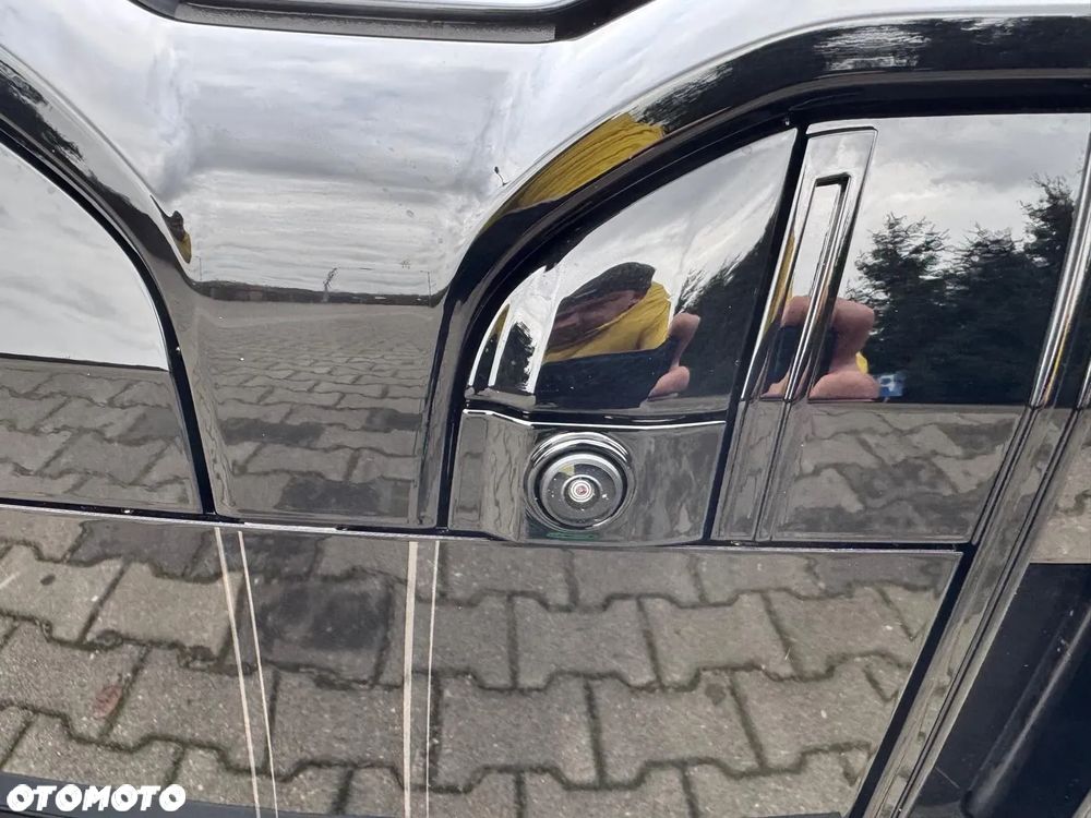 BMW Seria 5 520i mHEV M Sport - 24