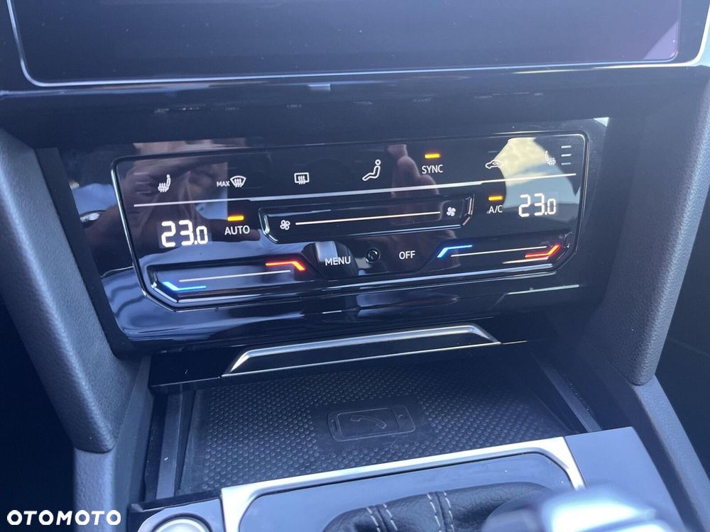 Volkswagen Arteon 2.0 TSI R-Line DSG - 19