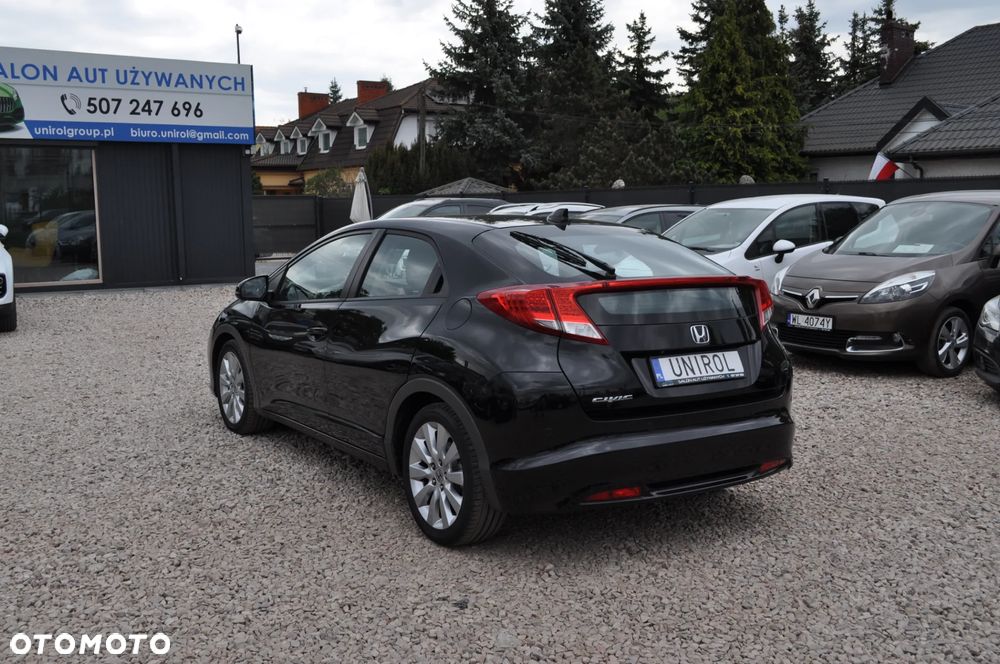Honda Civic 1.8 i-VTEC Sport - 8