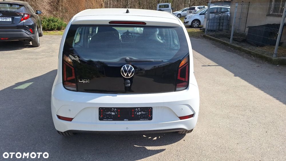 Volkswagen up! Active - 5