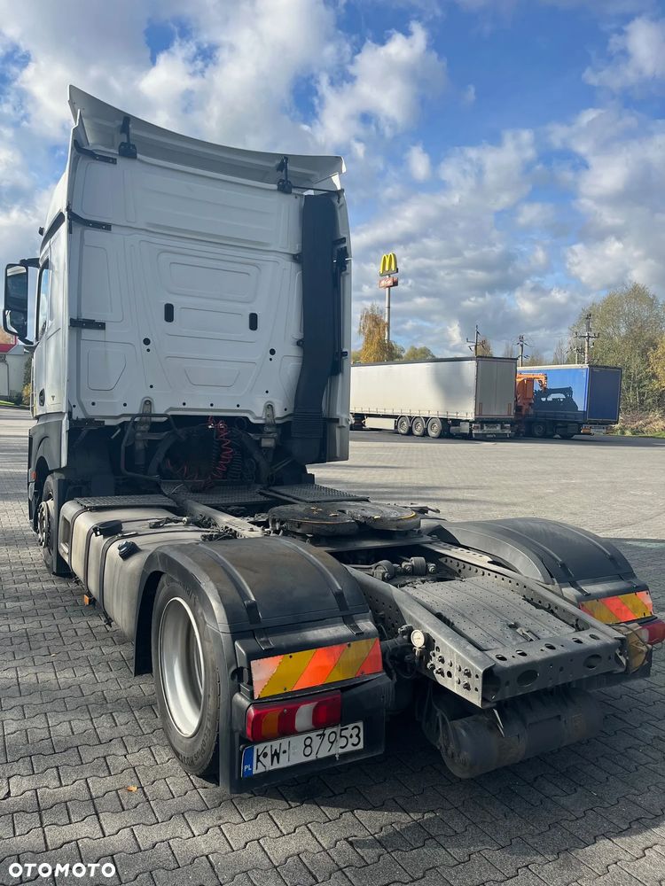 Mercedes-Benz Actros - 8