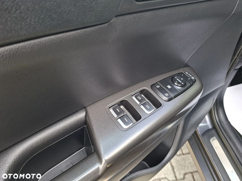 Kia Sportage - 14