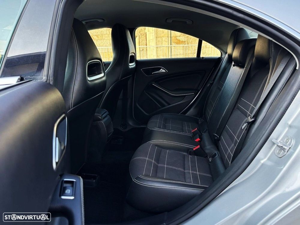 Mercedes-Benz CLA 180 CDi Urban - 12