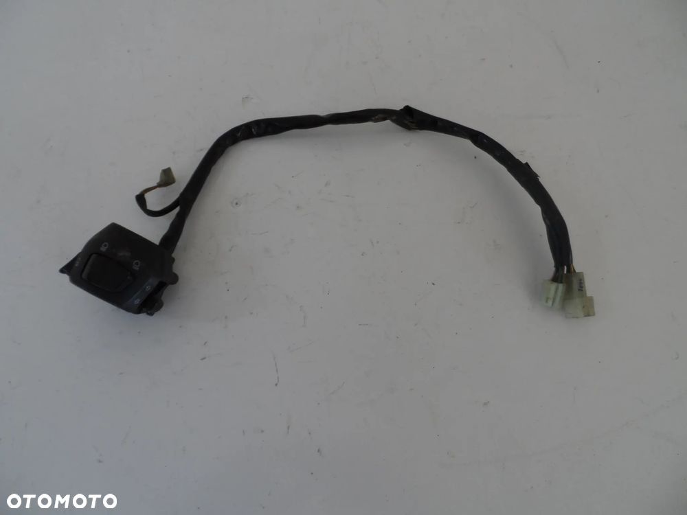 YAMAHA X-MAX 400 2016r przełącznik włącznik kierunkowskazów - 1