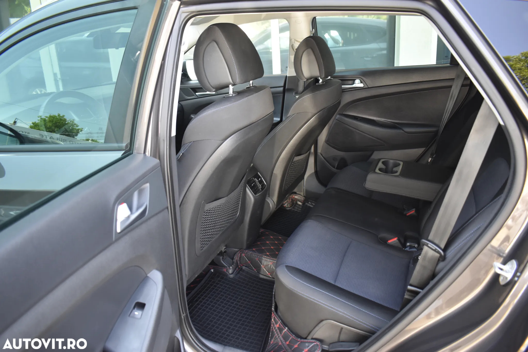 Hyundai Tucson 1.6 GDI 2WD 6MT Style - 27