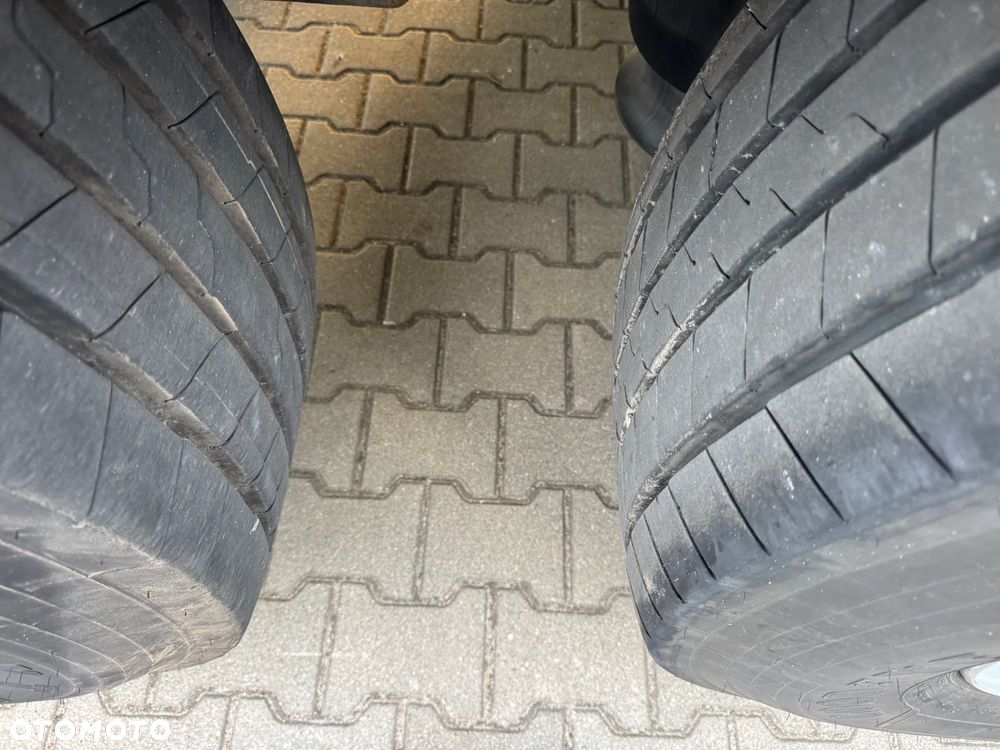 Krone Izoterma, Doppelstock! oś podnoszona! - 18