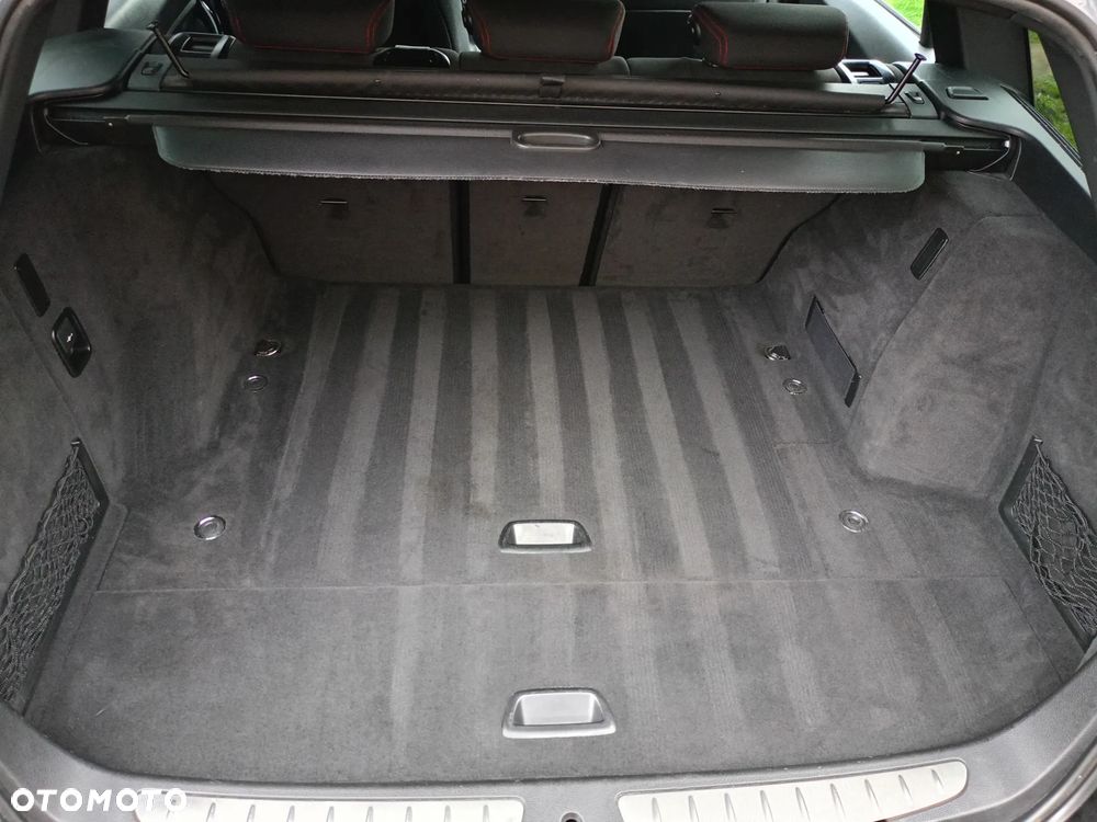 BMW Seria 3 320d xDrive - 14