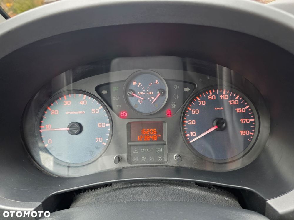 Peugeot Partner 1.6 BlueHDi Active - 11
