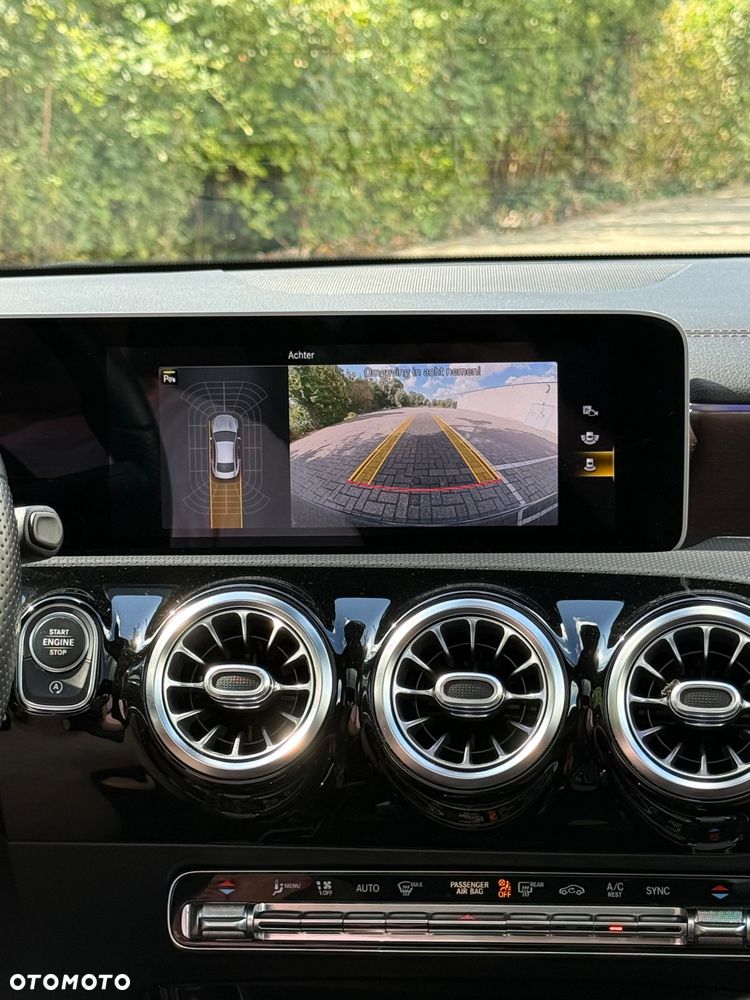 Mercedes-Benz CLA 200 AMG Line 7G-DCT - 20