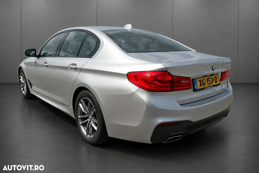 BMW Seria 5 520i AT MHEV - 2