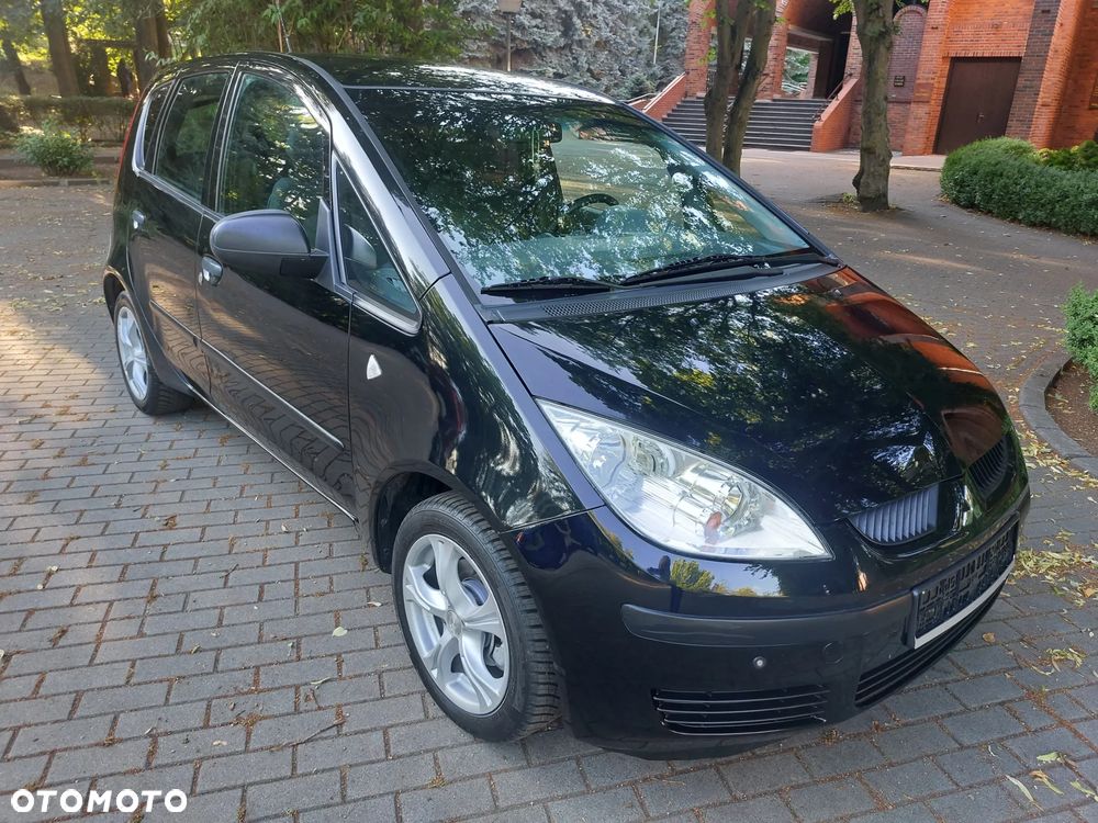 Mitsubishi Colt - 4