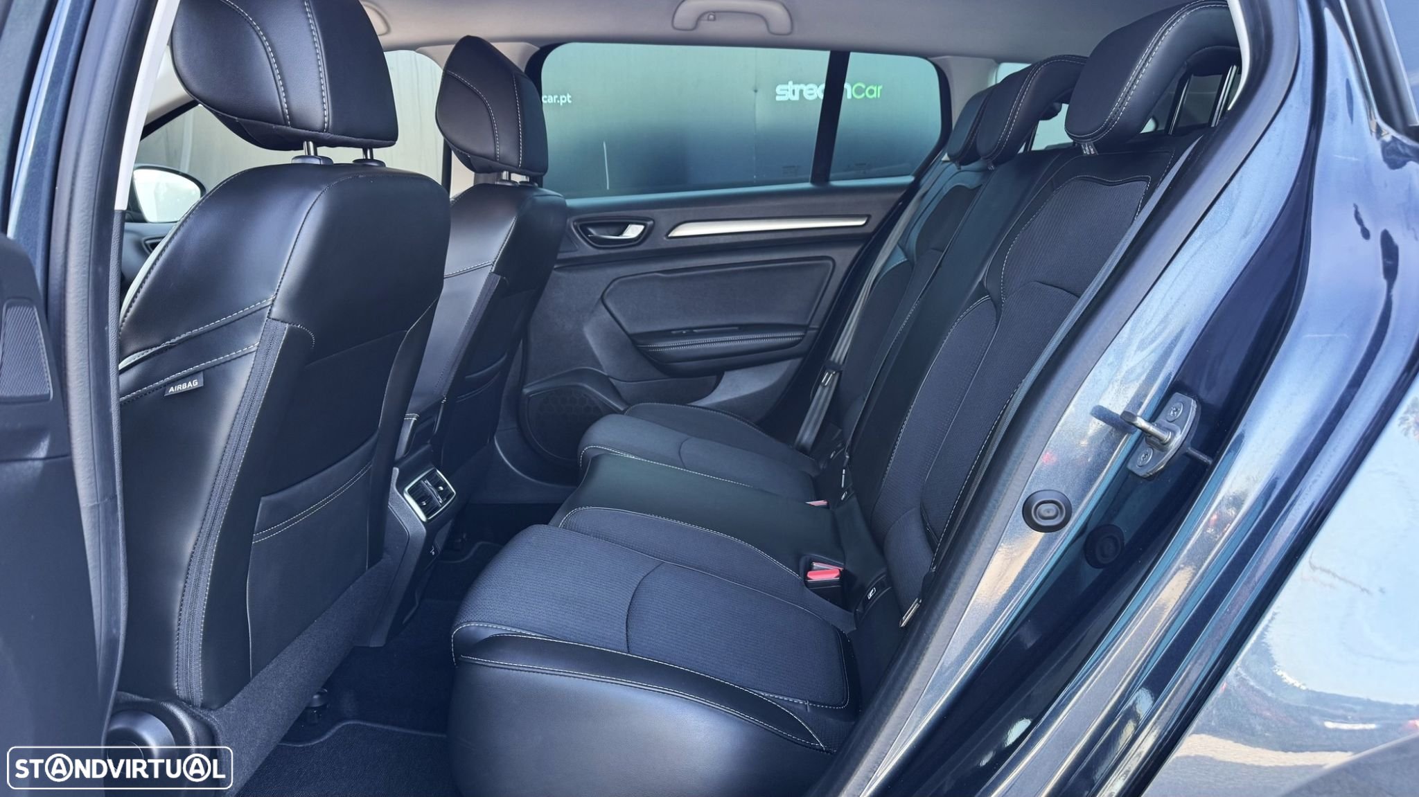 Renault Mégane Sport Tourer 1.5 Blue dCi Techno EDC - 26