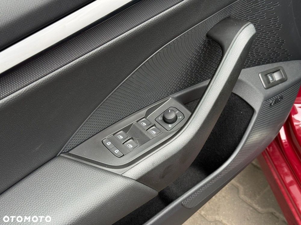 Skoda Octavia 1.5 TSI mHEV Sportline DSG - 28