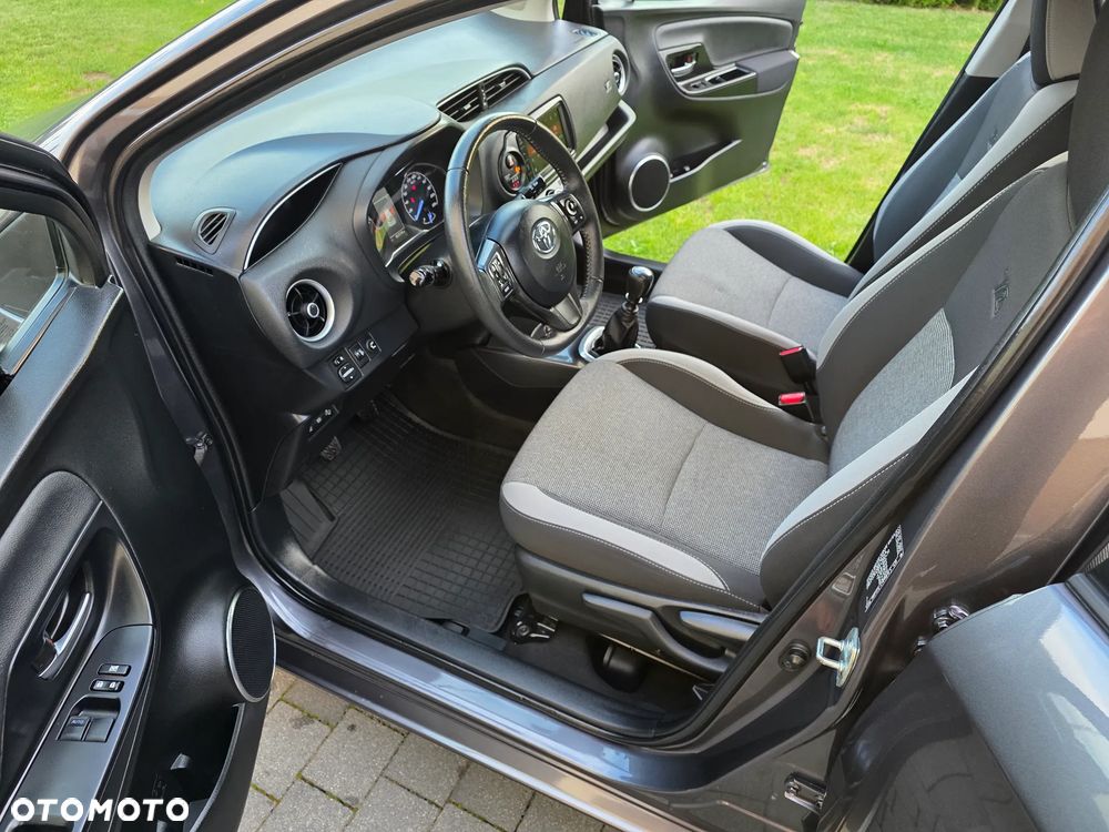 Toyota Yaris 1.5 20th Anniversary - 7