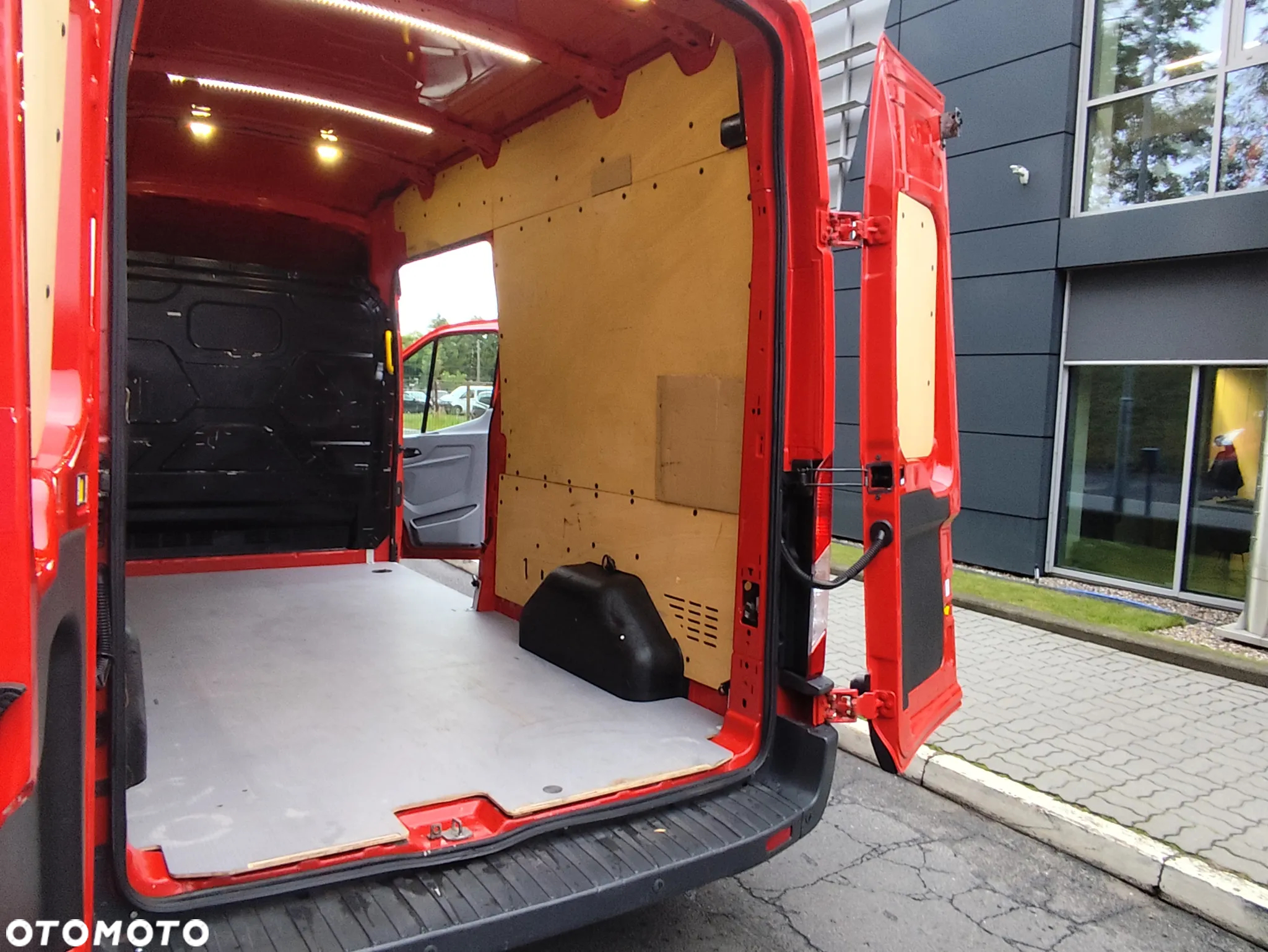Ford Transit - 28