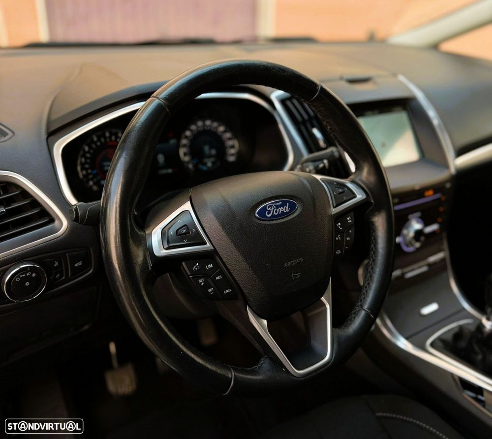 Ford S-Max 2.0 TDCi Titanium - 12