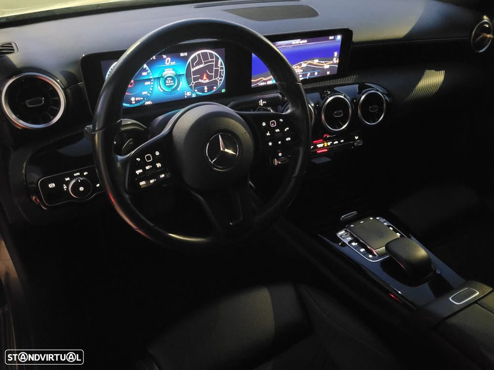 Mercedes-Benz A 180 d 7G-DCT Progressive - 29