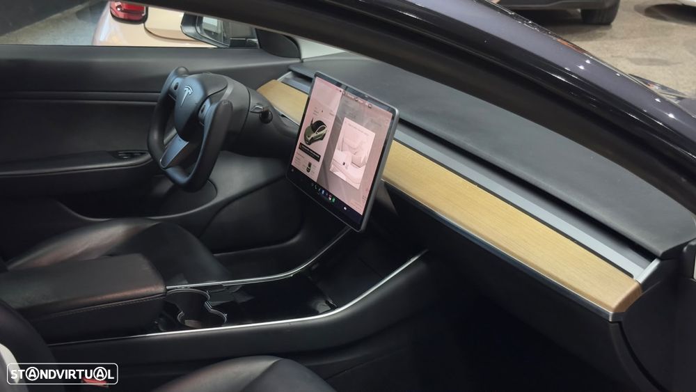 Tesla Model 3 Performance Dual Motor AWD - 33