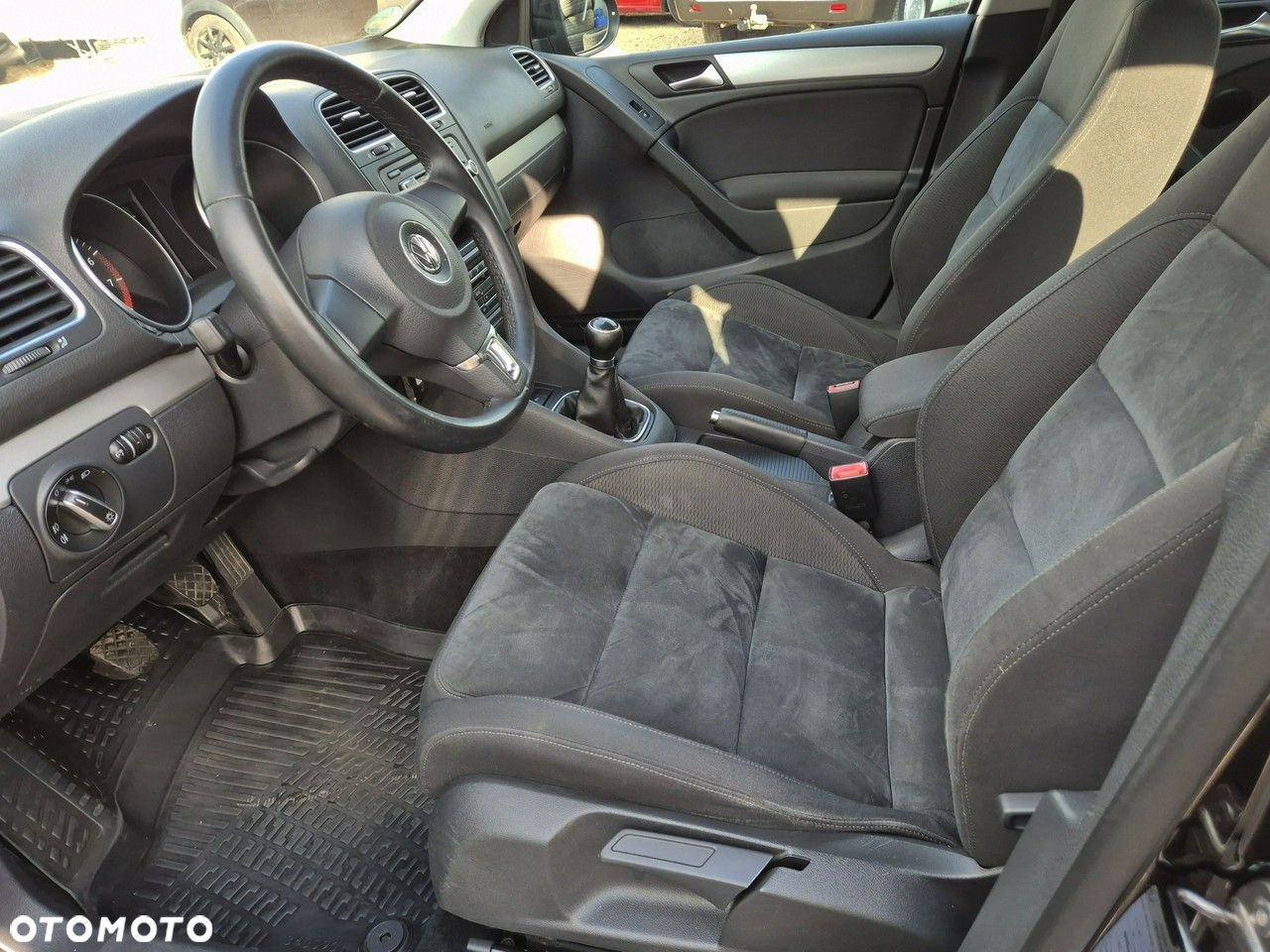 Volkswagen Golf 1.4 TSI Highline - 13