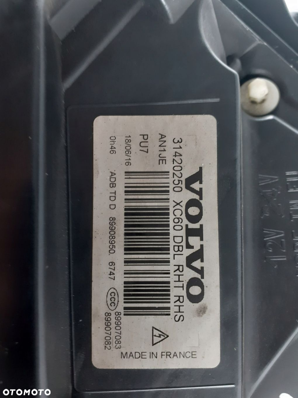 Lampa Volvo prawa XC60 Bi xenon skrętny 2013-2018r - 10