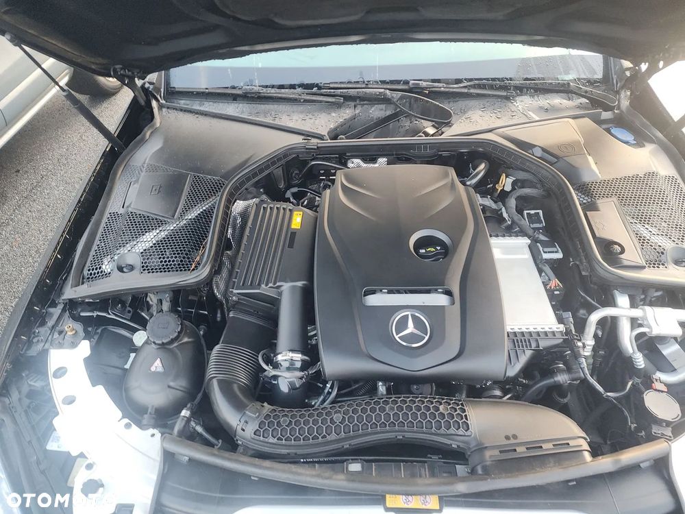 Mercedes-Benz Klasa C 300 9G-TRONIC Avantgarde - 14