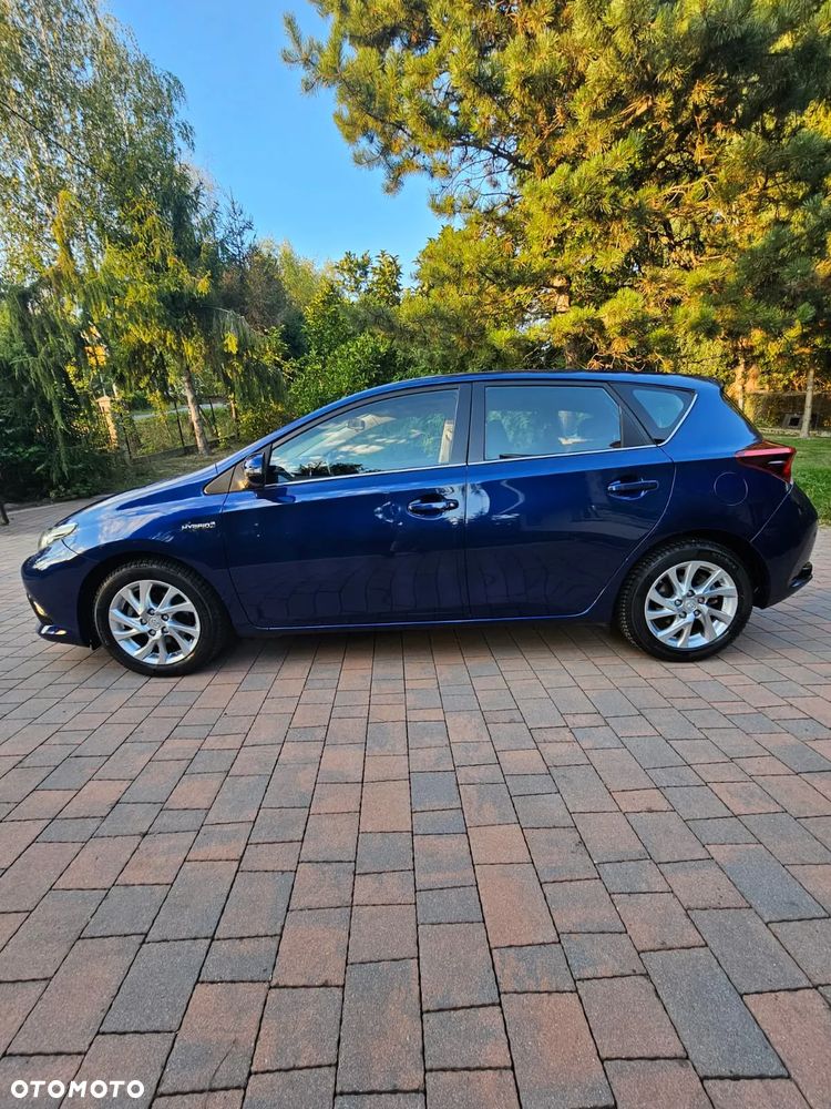 Toyota Auris - 4