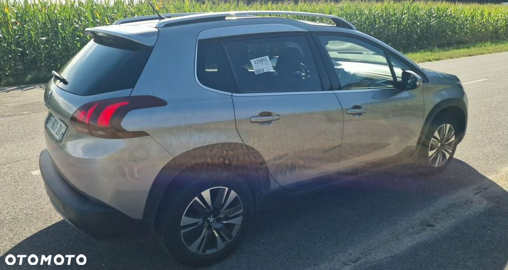 Peugeot 2008 - 23