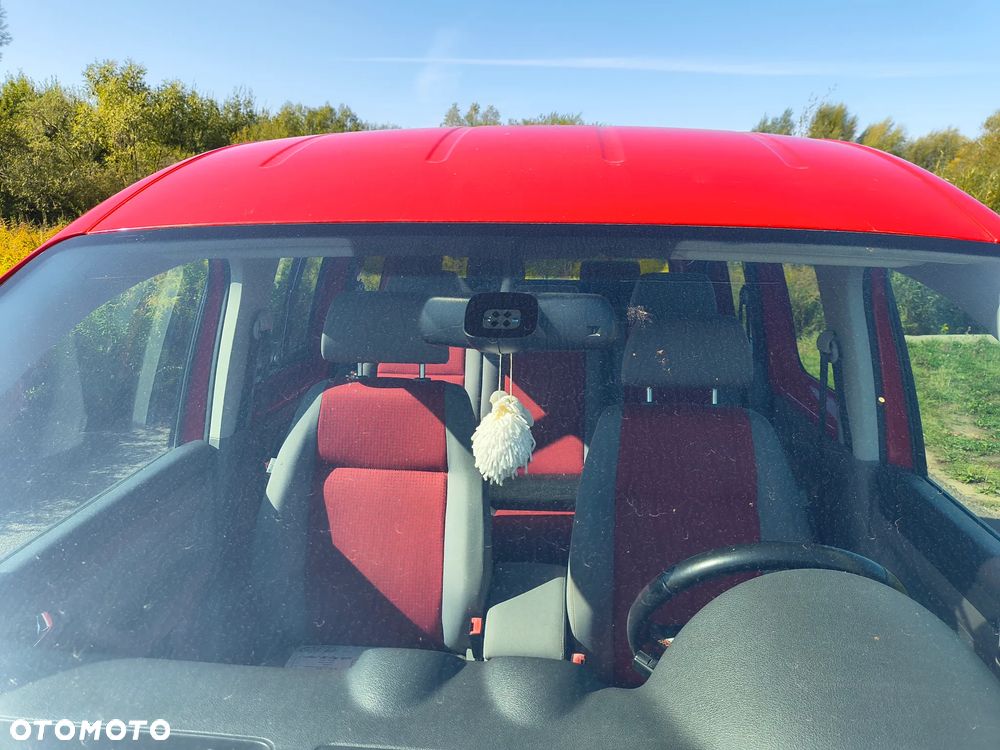 Volkswagen Caddy - 8