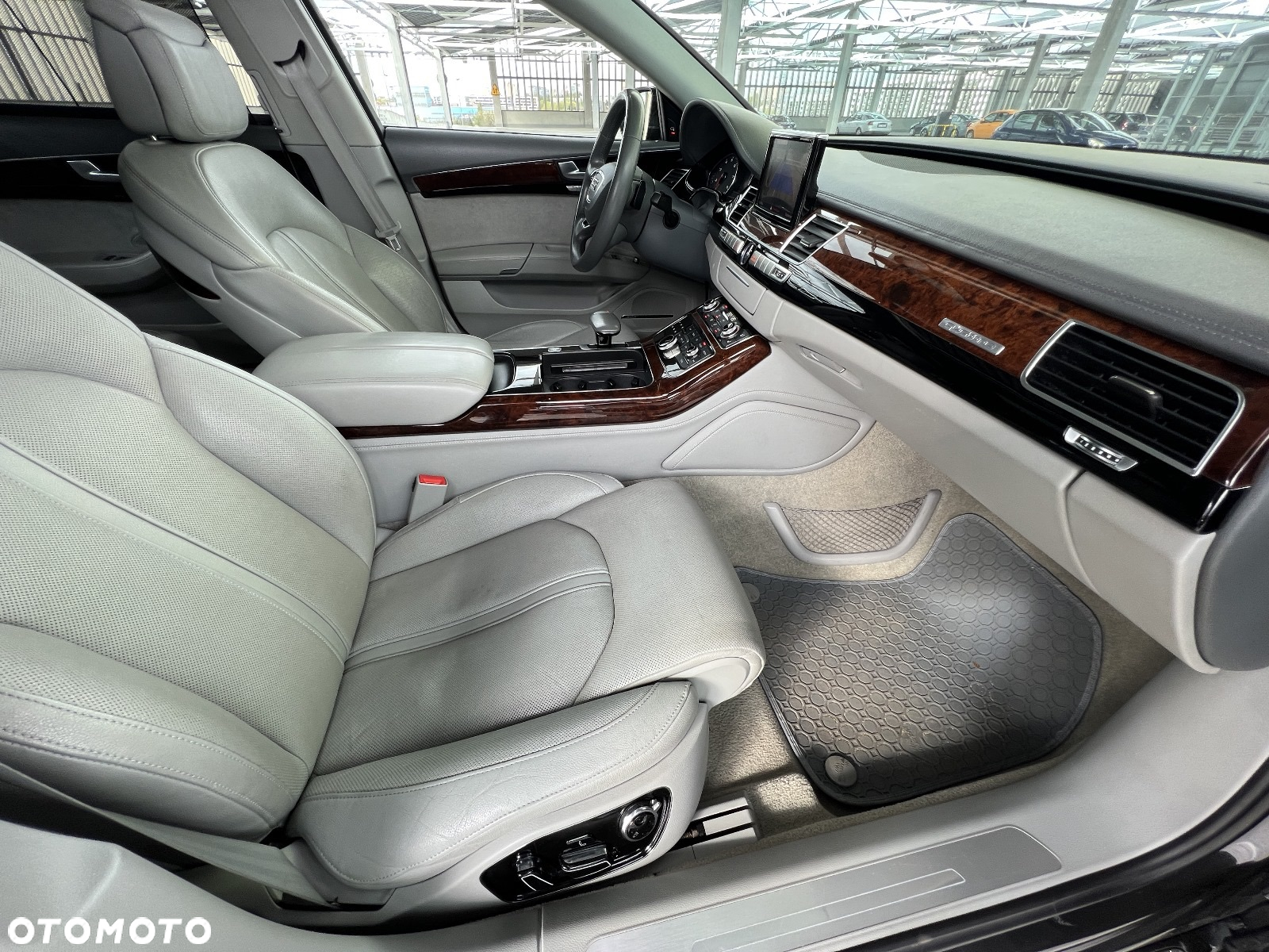 Audi A8 L 55 TFSI quattro tiptronic - 6