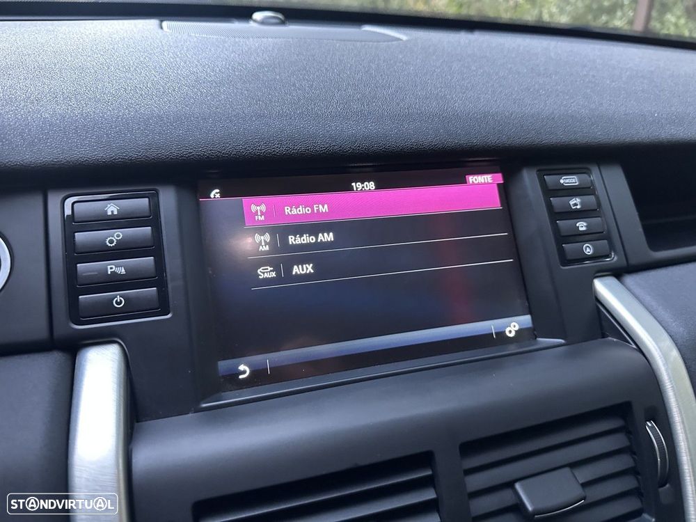 Land Rover Discovery Sport 2.0 TD4 HSE - 35