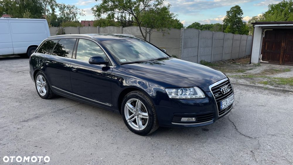 Audi A6 Avant - 1