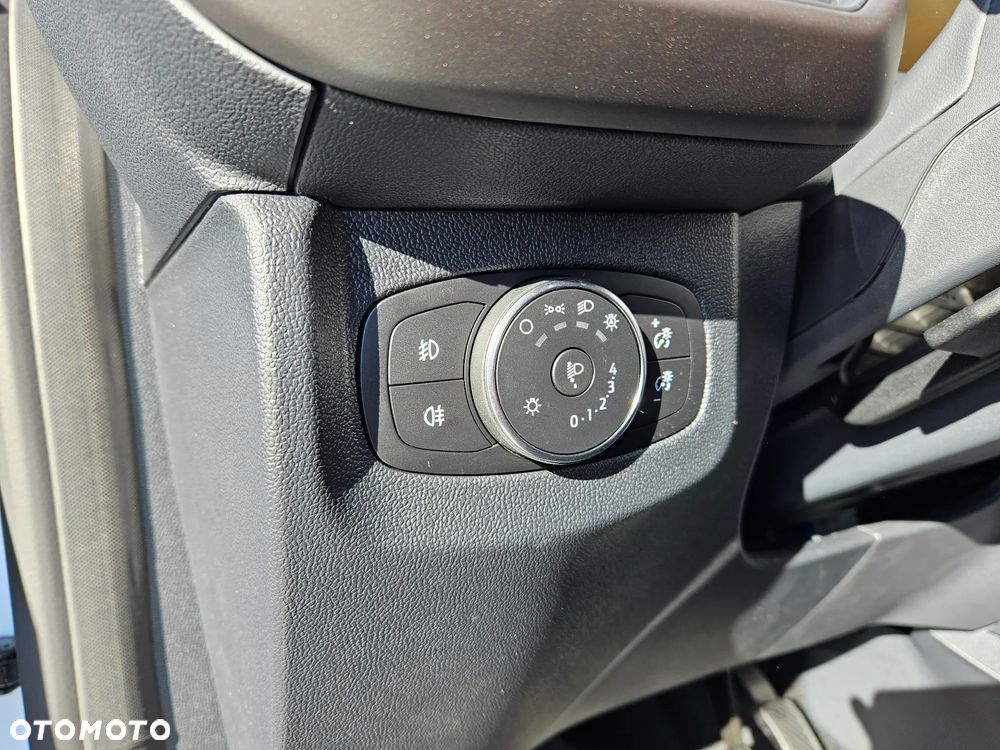 Ford Tourneo Courier 1.0 EcoBoost Trend - 13