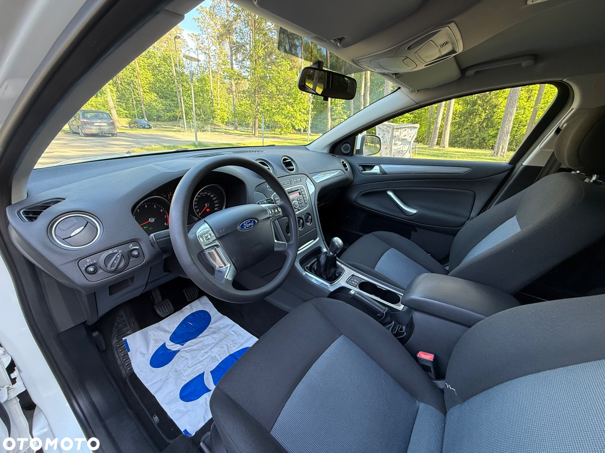 Ford Mondeo - 28