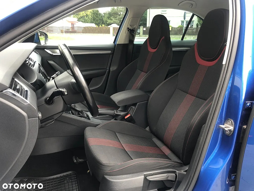Skoda Octavia 1.5 TSI ACT Style DSG - 11