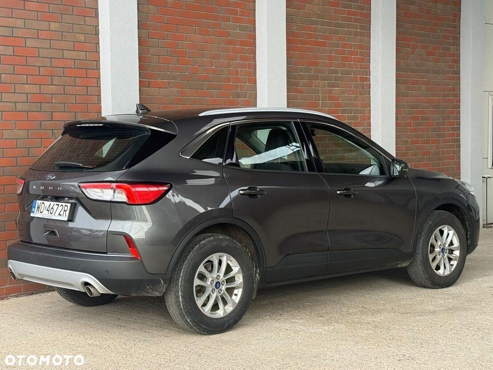 Ford Kuga - 4