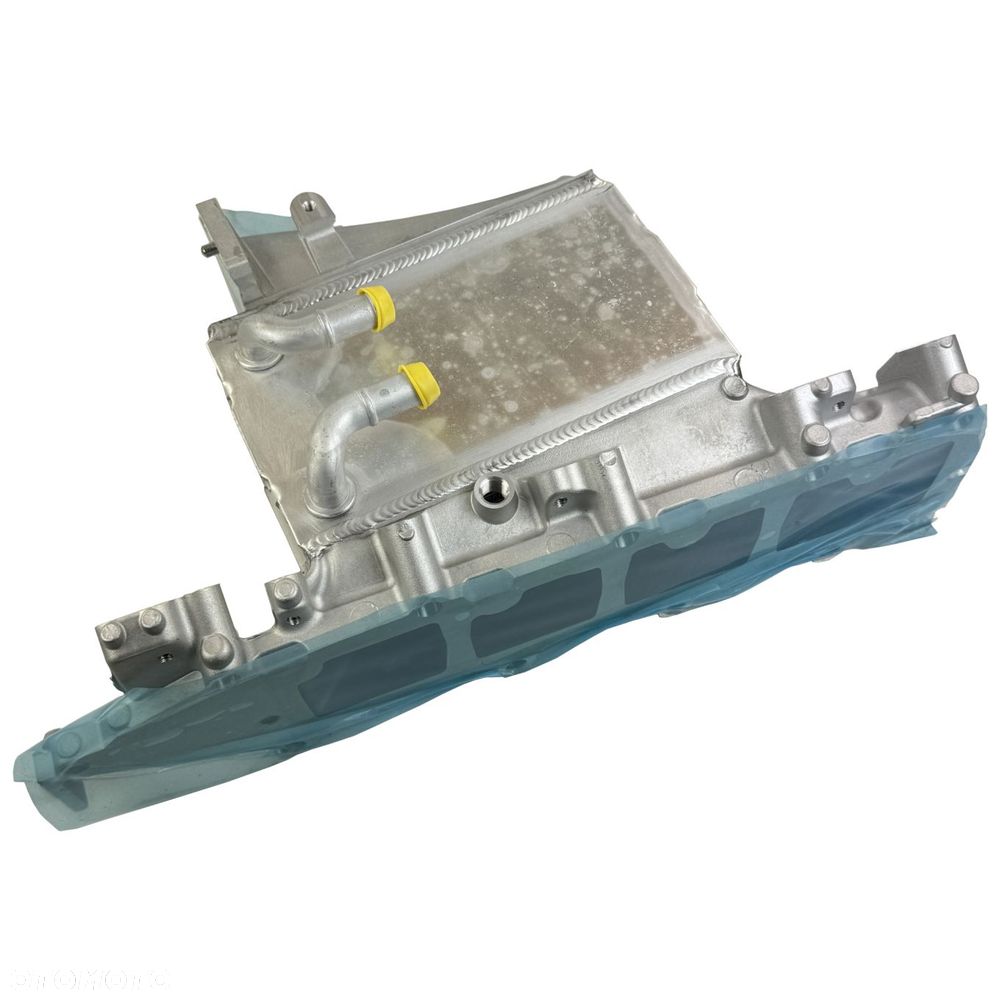 Kolektor ssący AUDI SEAT SKODA VW chłodnica powietrza dolotowego 04L129711M - 7