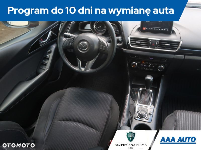 Mazda 3 - 8