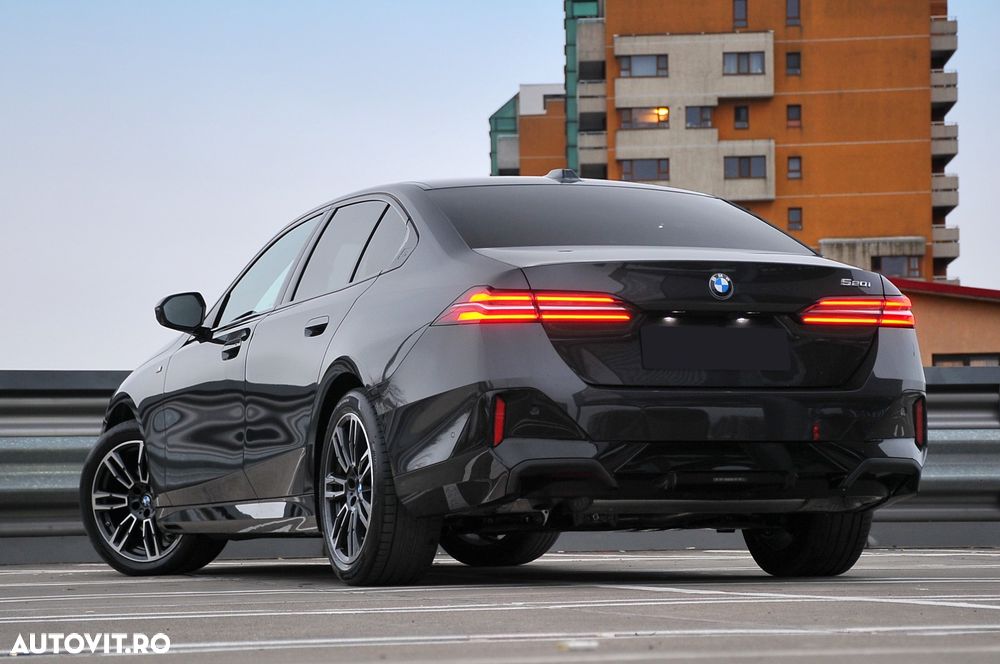 BMW Seria 5 520i AT MHEV - 6