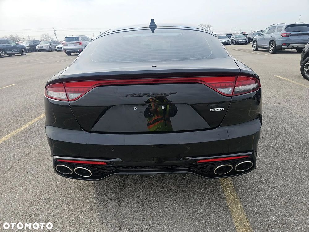 Kia Stinger 2.0 T-GDI GT Line - 8